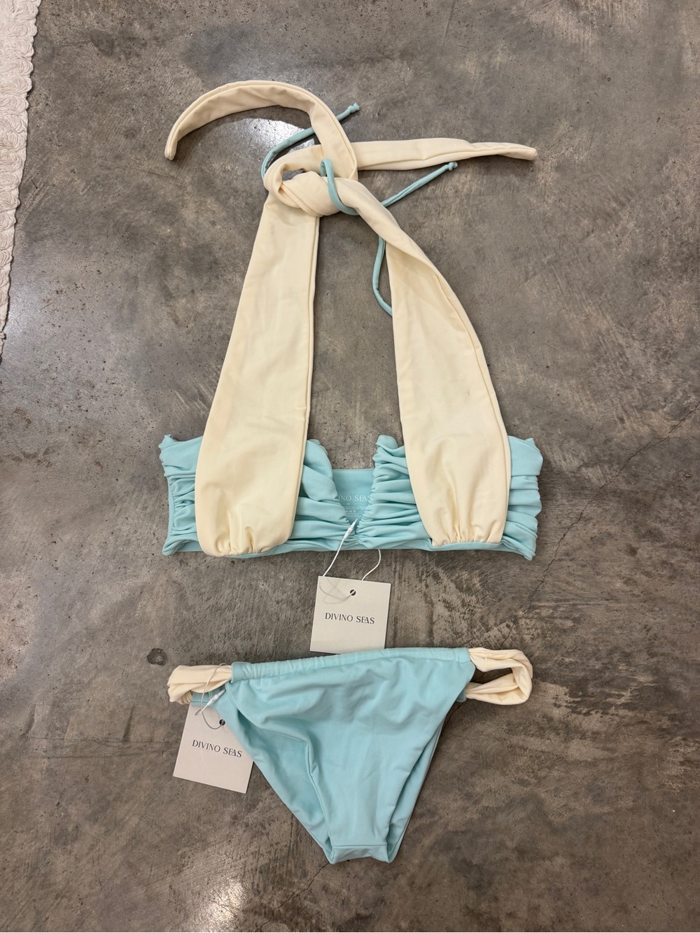 Divino Seas Women's Two-Tone Blue & Cream Halter Bikini